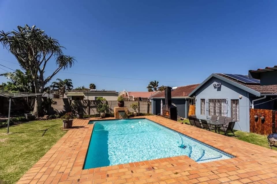 4 Bedroom Property for Sale in Gonubie Eastern Cape